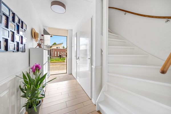 Medium property photo - Regenboogforelvijver 6, 2492 MT The Hague